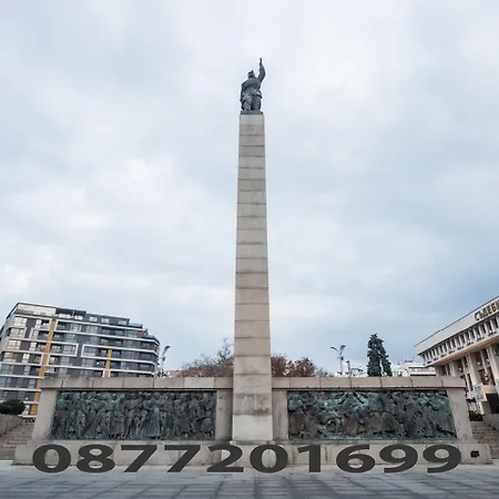 2 Bedrooms - Downtown - Excellent Location Apartmán Burgas City
